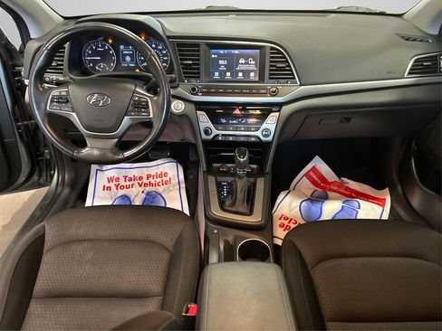 Used 2017 Hyundai Elantra Value Edition image 18