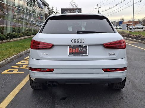 Used 2018 Audi Q3 2.0T Premium Plus w/ Premium Plus Package image 6