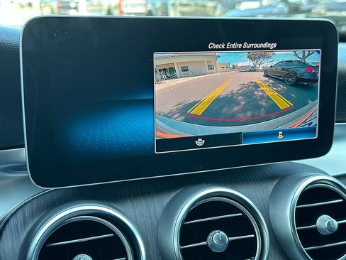 Used 2019 Mercedes-Benz C 300 Sedan image 17