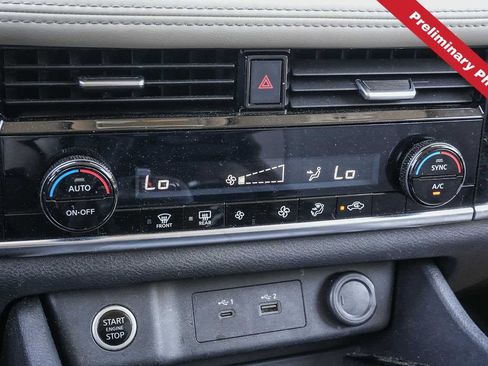 Used 2023 Nissan Rogue SV FWD image 20