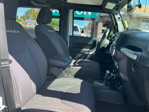Used 2013 Jeep Wrangler Sahara w/ Dual Top Group AWD/4WD image 26
