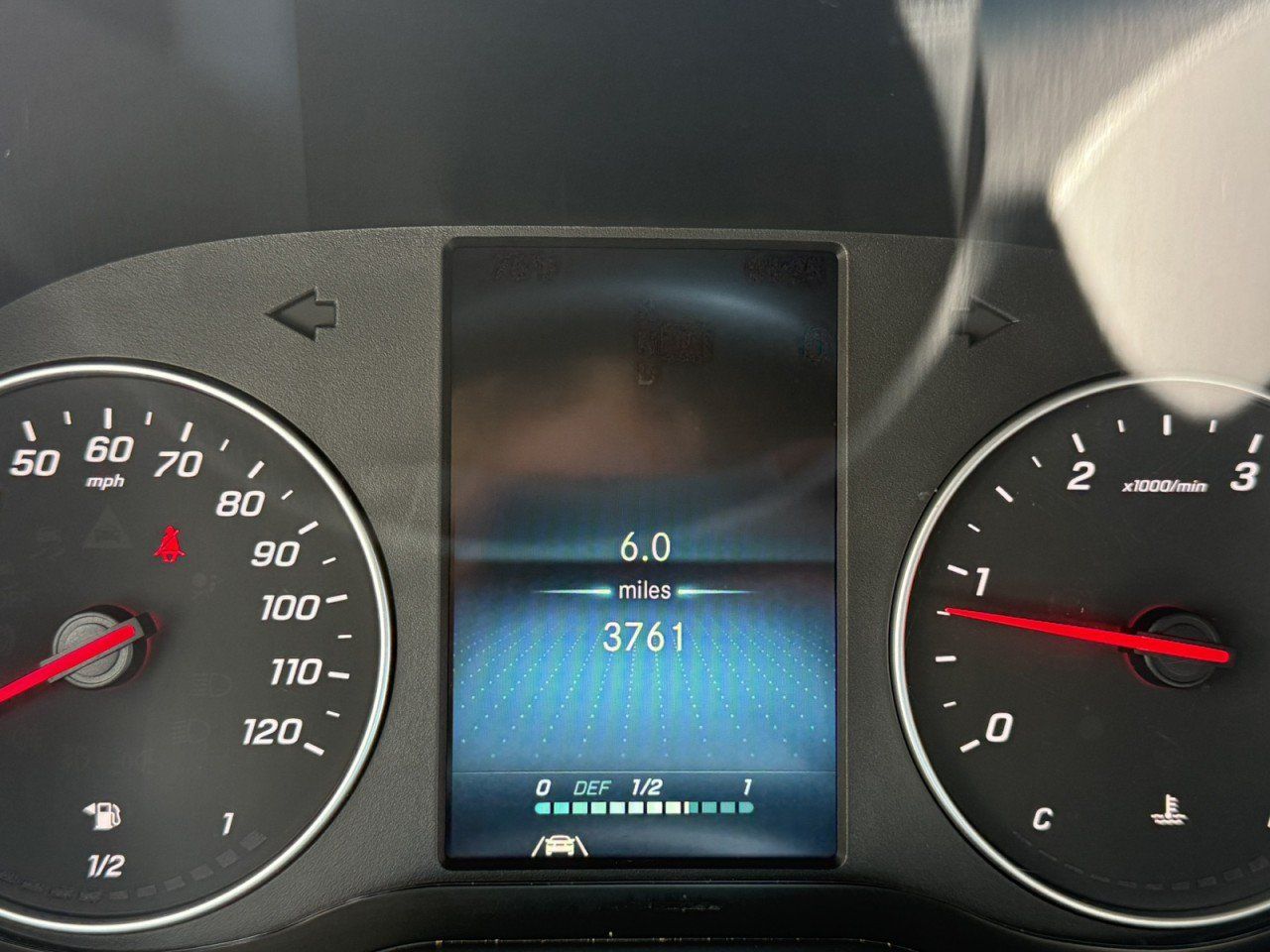 Used 2024 Mercedes-Benz Sprinter 2500 image 18
