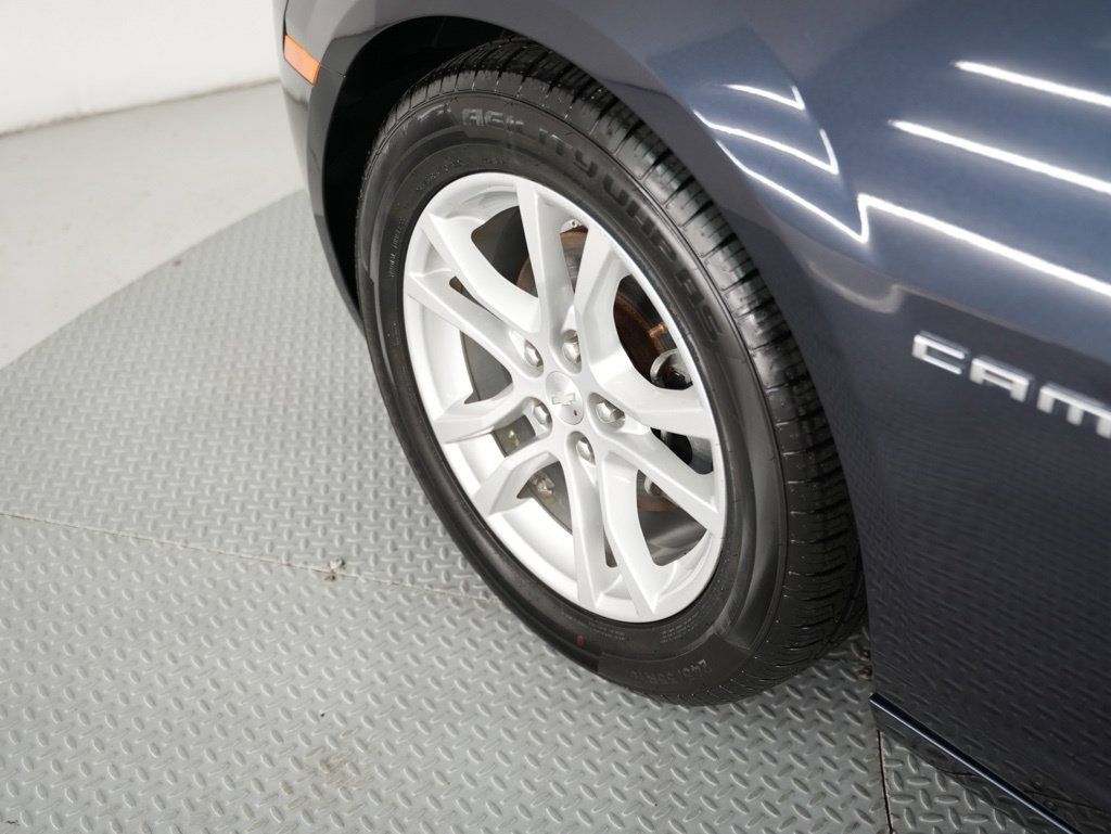 Used 2013 Chevrolet Camaro LT RWD image 48