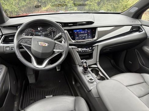 Used 2024 Cadillac XT6 Sport w/ LPO, Floor Liner Package image 24