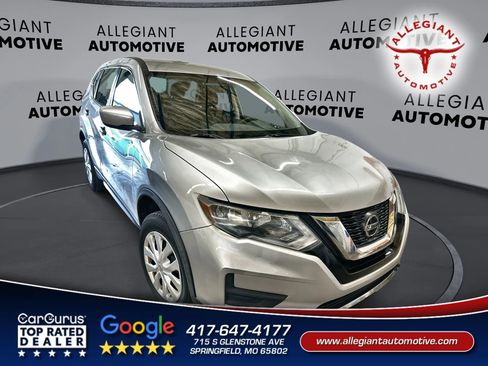 Used 2018 Nissan Rogue S AWD/4WD image 1