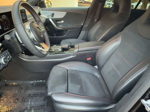 Used 2023 Mercedes-Benz CLA 250 image 20