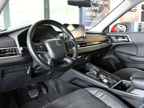 Used 2022 Mitsubishi Outlander SEL Black Edition AWD/4WD image 32