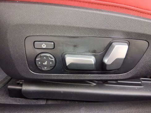 Used 2023 BMW M4 Competition w/ M Driver's Package image 11