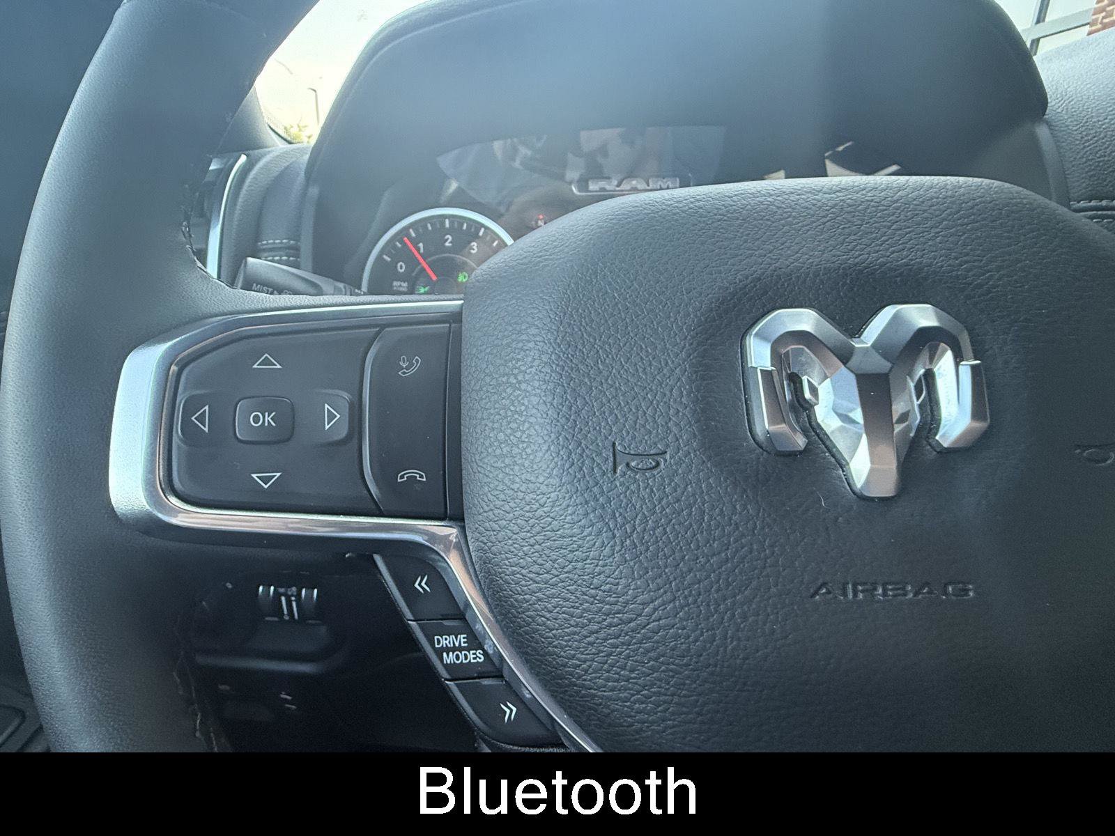 Used 2026 RAM 1500 Laramie AWD/4WD image 16