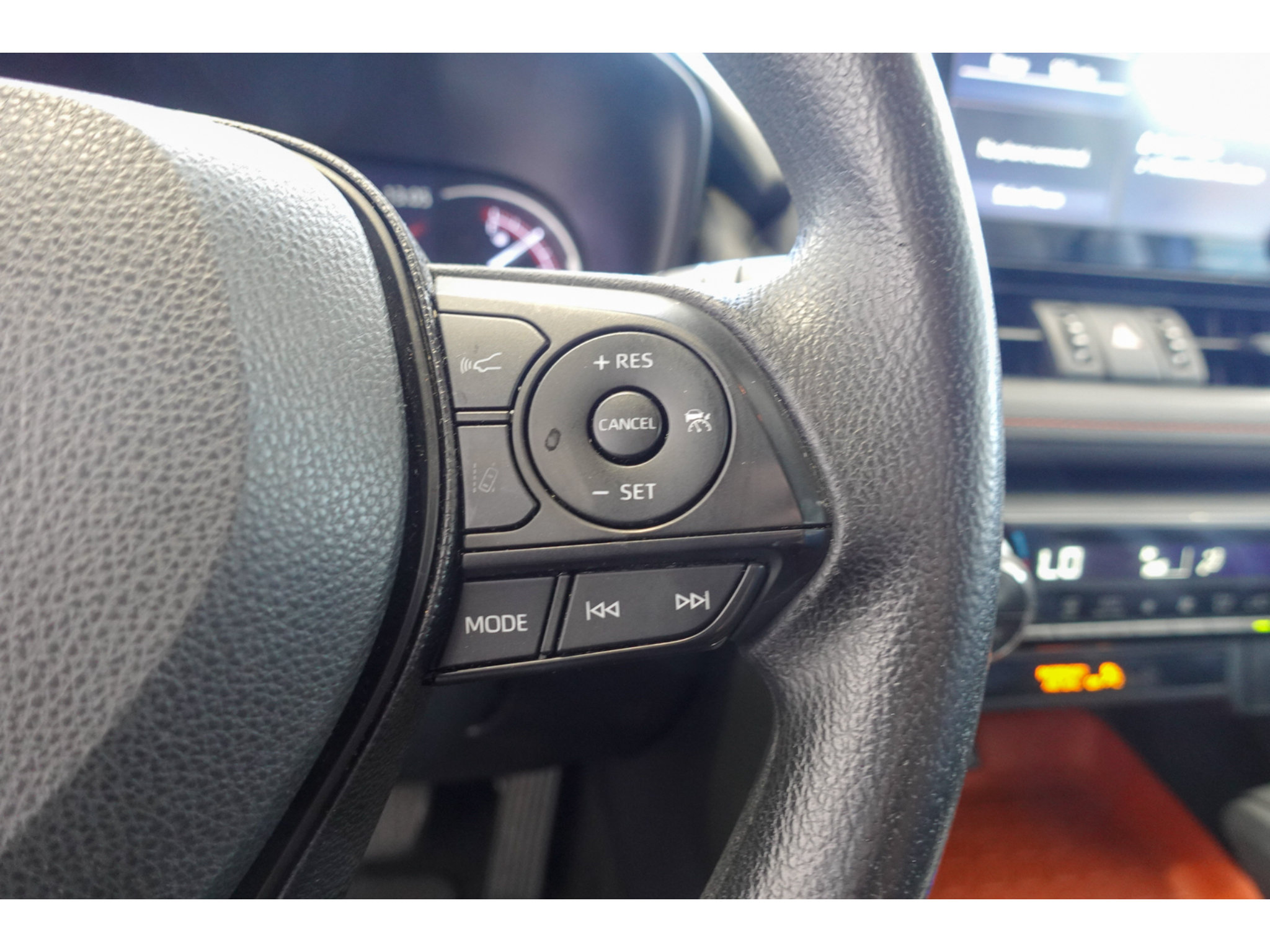 Used 2019 Toyota RAV4 Adventure AWD/4WD image 15