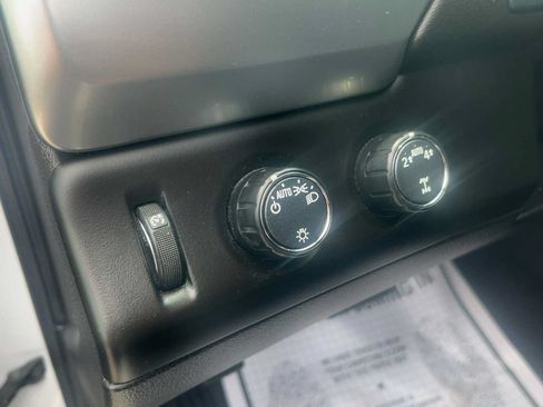 Used 2019 Chevrolet Tahoe LT AWD/4WD image 15