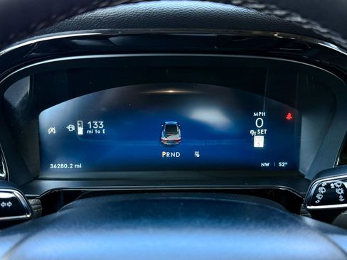 Used 2023 Lincoln Corsair AWD w/ Equipment Group 101A image 39