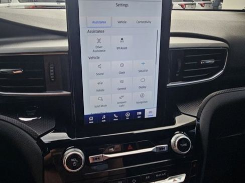 Certified 2024 Ford Explorer ST w/ Equipment Group 401A image 22