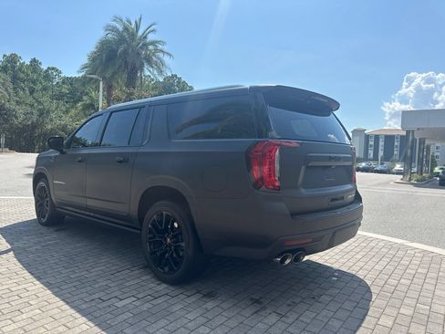 Used 2023 GMC Yukon XL Denali w/ Denali Reserve Package AWD/4WD image 2