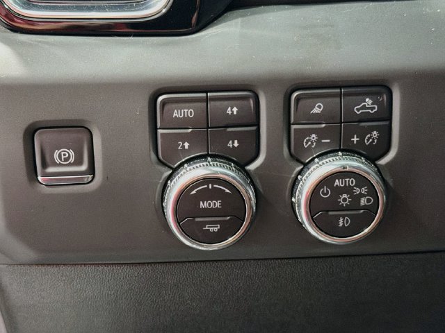 Used 2025 GMC Sierra 2500 Denali Ultimate AWD/4WD image 10
