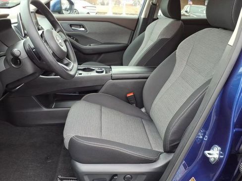 Certified 2023 Nissan Rogue SV image 11