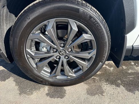 Used 2024 Toyota RAV4 Limited image 33