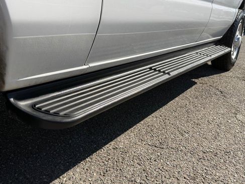 Used 2014 Ford E-250 and Econoline 250 w/ Interior Upgrade Package image 51