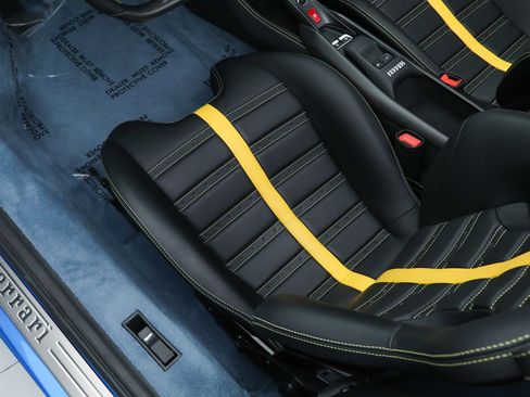 Certified 2022 Ferrari F8 Tributo RWD image 19