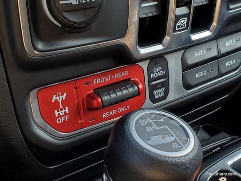 Used 2023 Jeep Wrangler Unlimited Rubicon w/ Xtreme 35 Tire Package image 52