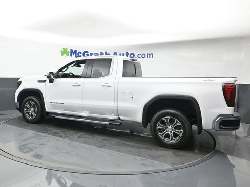 New 2026 GMC Sierra 1500 SLE w/ Preferred Package AWD/4WD image 23