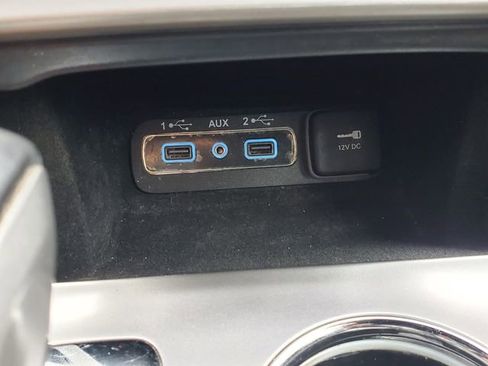 Used 2020 Jeep Grand Cherokee Limited w/ Luxury Group II image 38