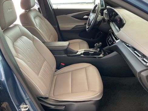 Used 2025 Buick Envista Avenir FWD image 19