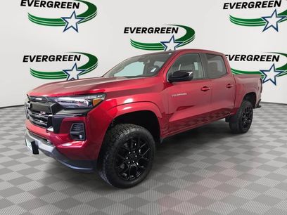 Used 2024 Chevrolet Colorado Z71 w/ Z71 Convenience Package 2