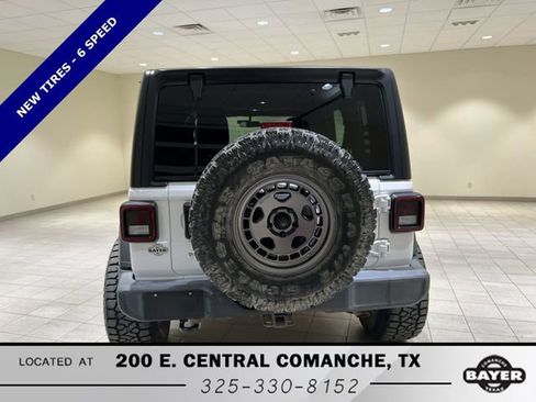 Used 2018 Jeep Wrangler Unlimited Sport image 4
