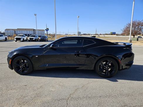 Used 2020 Chevrolet Camaro SS image 3