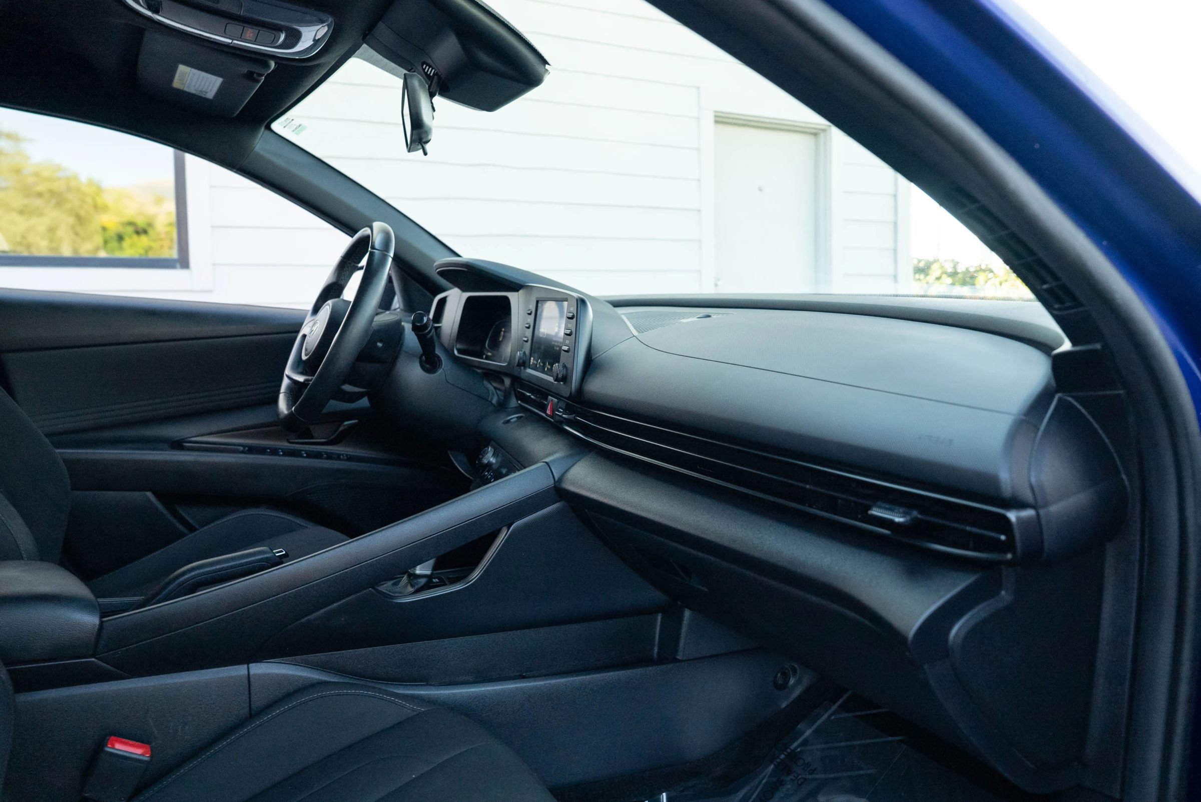 Used 2025 Hyundai Elantra Sport w/ Cargo Package FWD image 21