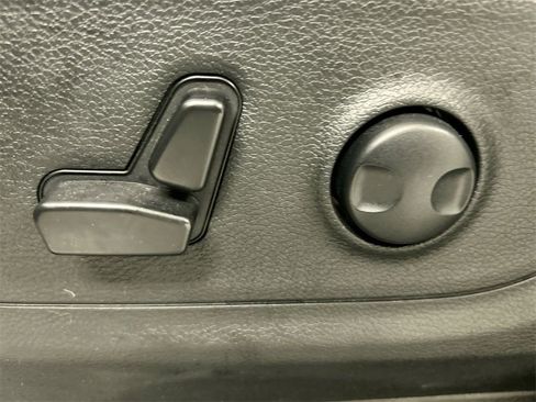 Used 2025 RAM 1500 Big Horn image 10