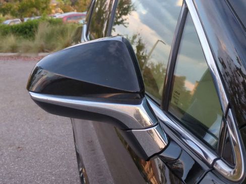 Used 2019 Lexus RX 450h AWD image 12