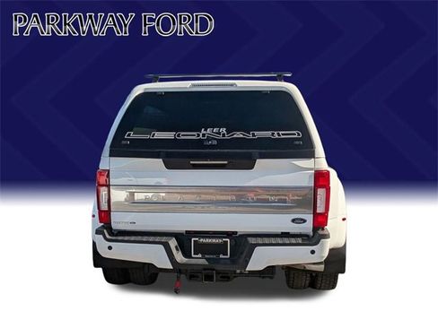 Used 2021 Ford F450 Platinum w/ Camper Package image 6