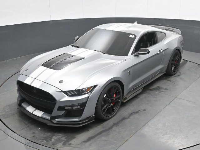 Used 2022 Ford Mustang Shelby GT500 w/ Technology Package RWD image 34