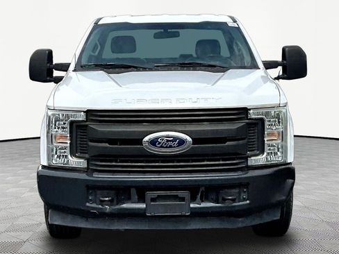 Used 2017 Ford F250 XL RWD image 2