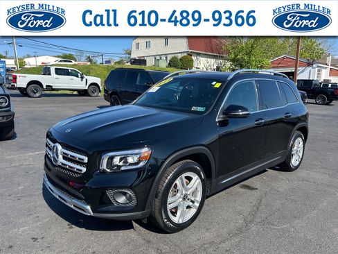 Used 2022 Mercedes-Benz GLB 250 4MATIC image 1