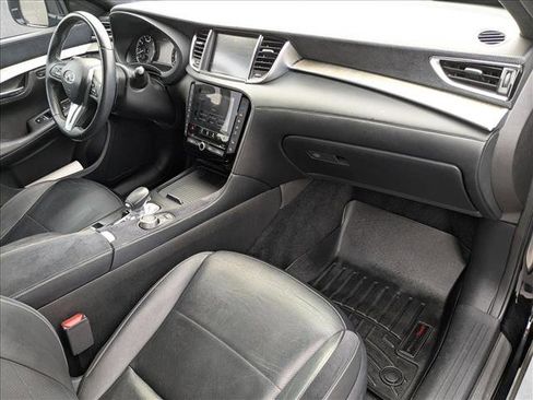 Used 2019 INFINITI QX50 Essential w/ Sensory Package image 23
