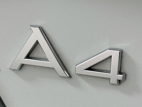 Used 2019 Audi A4 2.0T Premium Plus w/ Premium Plus Package image 10