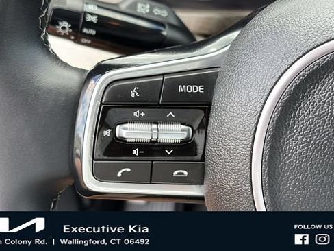 Certified 2023 Kia Sorento S AWD/4WD image 12