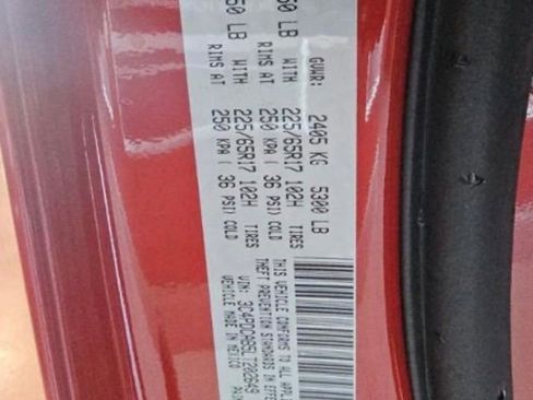 Used 2020 Dodge Journey SE w/ SE Popular Equipment Group image 10