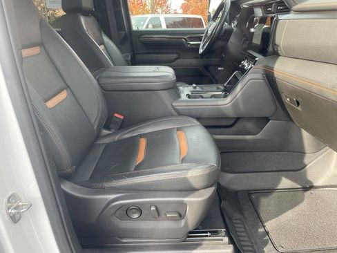 Used 2024 GMC Sierra 2500 AT4 w/ AT4 Premium Plus Package image 33