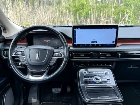 Used 2023 Lincoln Nautilus Reserve w/ Equipment Group 202A AWD/4WD image 23