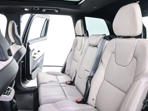 Certified 2026 Volvo XC90 T8 Ultra w/ Protection Package Premier image 23