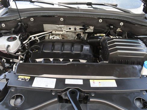 Used 2024 Volkswagen Atlas SEL AWD/4WD image 31