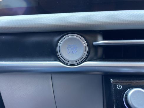 Used 2025 Hyundai Tucson SEL image 13