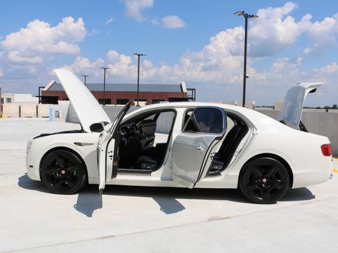 Used 2015 Bentley Flying Spur V8 AWD/4WD image 86
