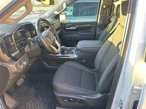 Used 2023 GMC Sierra 1500 Elevation w/ LPO, Elevation Black Package image 6