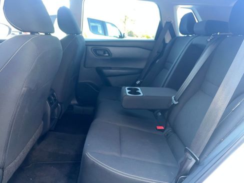 Certified 2024 Nissan Rogue S image 24