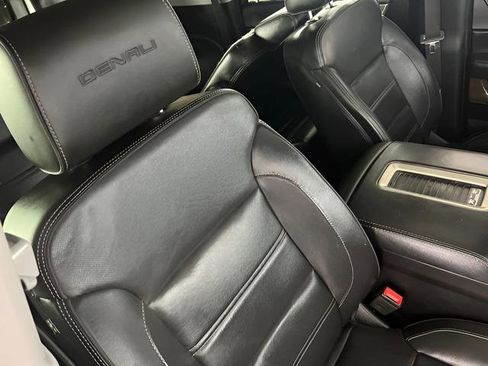 Used 2019 GMC Yukon XL Denali w/ Denali Ultimate Package image 15